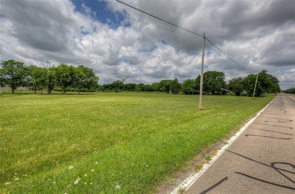 221 Maple Street Commerce, TX 75428