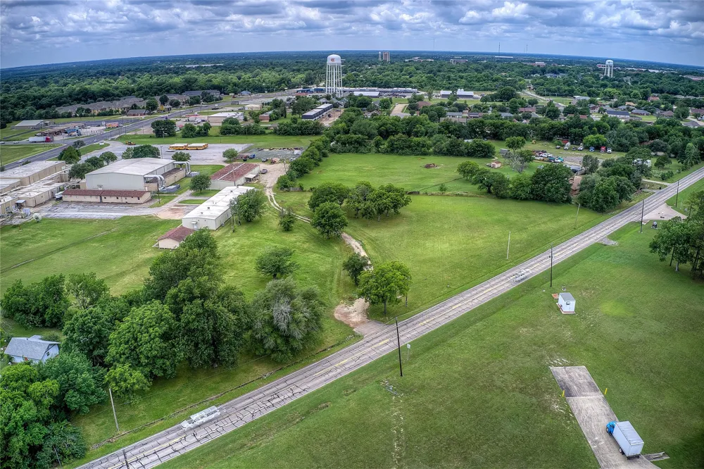 221 Maple Street Commerce, TX 75428