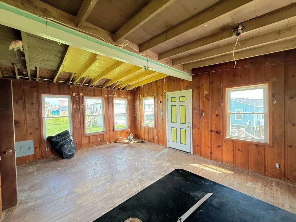 415 Treaty Drive Surfside Beach, TX 77541