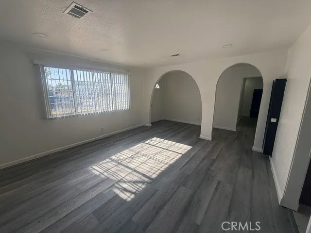 45320 Kingtree Lancaster, CA 93534