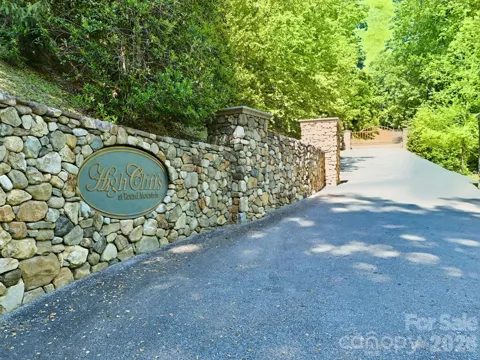 99999 Cliffledge Trail