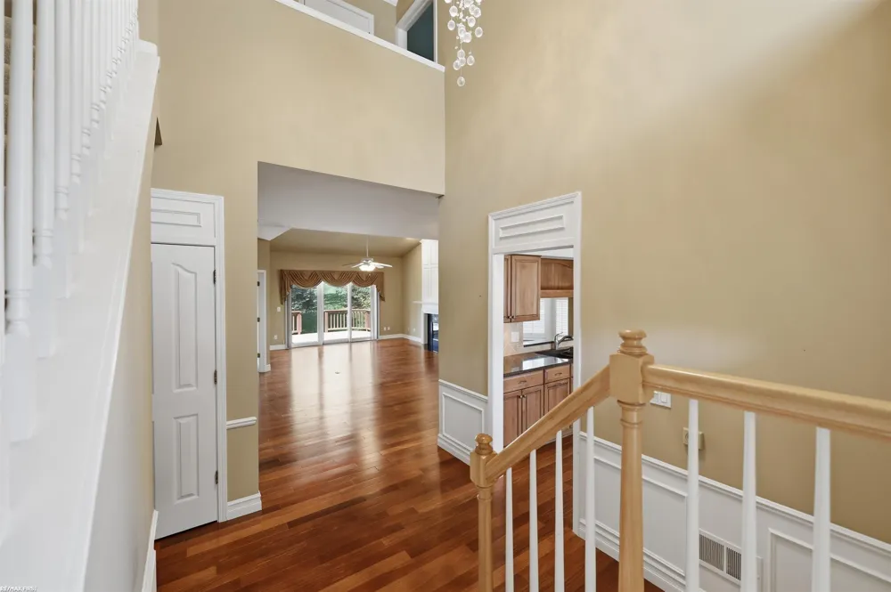 1368 Rock Valley Drive Rochester City, MI 48307