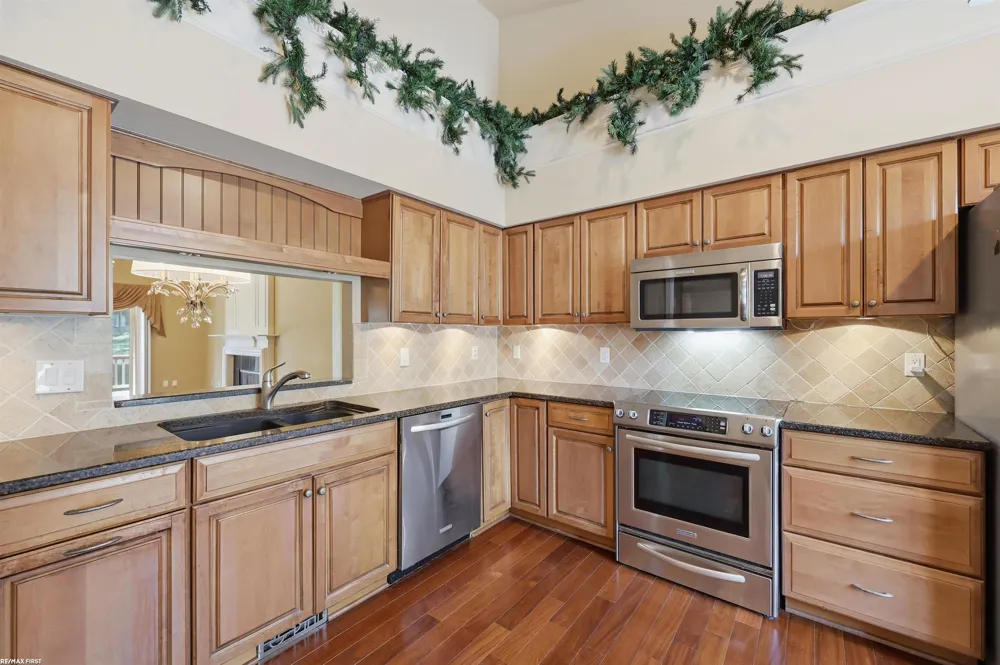 1368 Rock Valley Drive Rochester City, MI 48307
