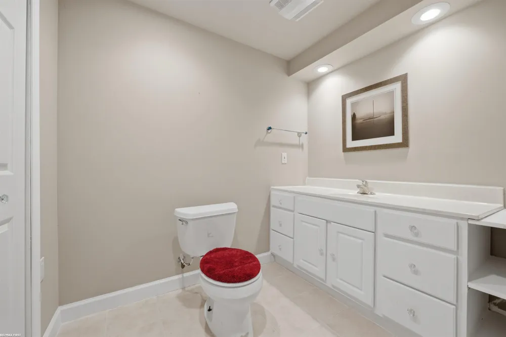 1368 Rock Valley Drive Rochester City, MI 48307
