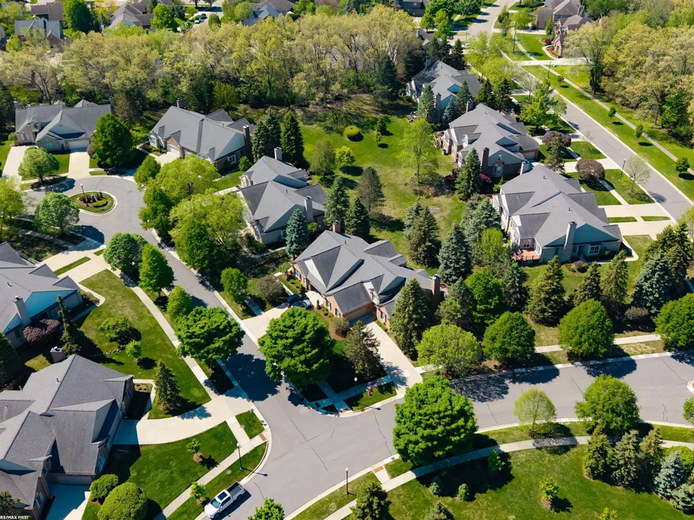 1368 Rock Valley Drive Rochester City, MI 48307