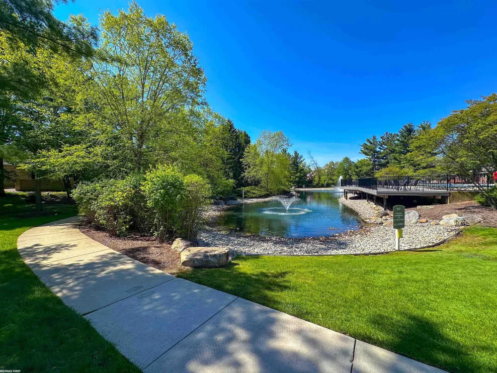 1368 Rock Valley Drive Rochester City, MI 48307