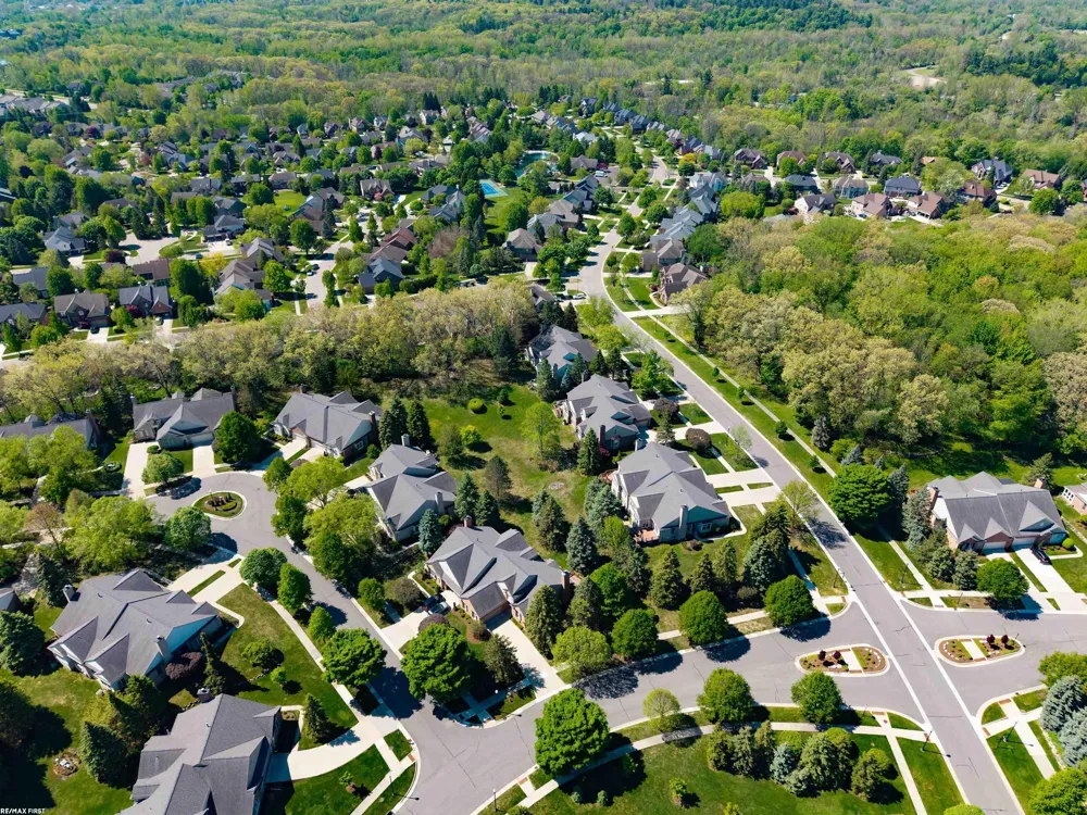 1368 Rock Valley Drive Rochester City, MI 48307