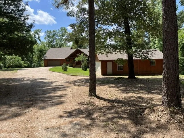 717 private road 6665 Mineola, TX 75773