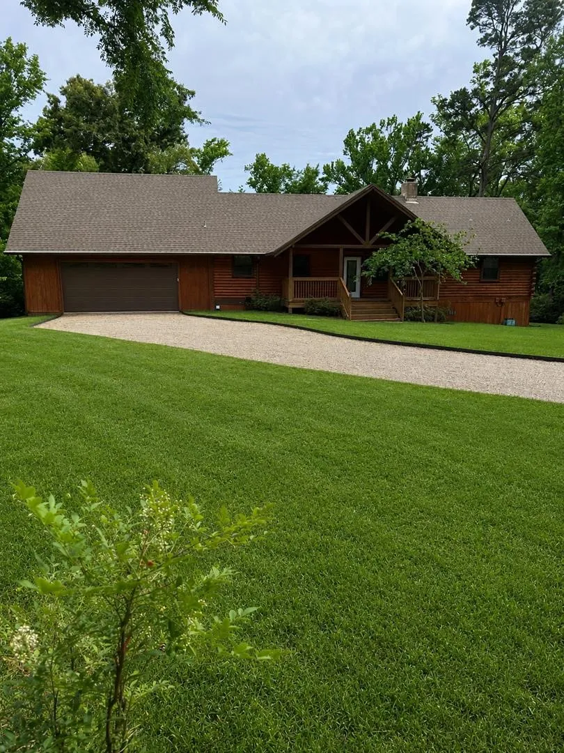 717 private road 6665 Mineola, TX 75773
