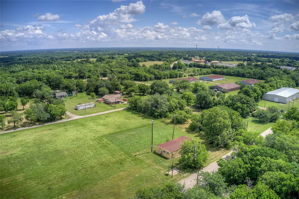 414 Neal Street Commerce, TX 75428