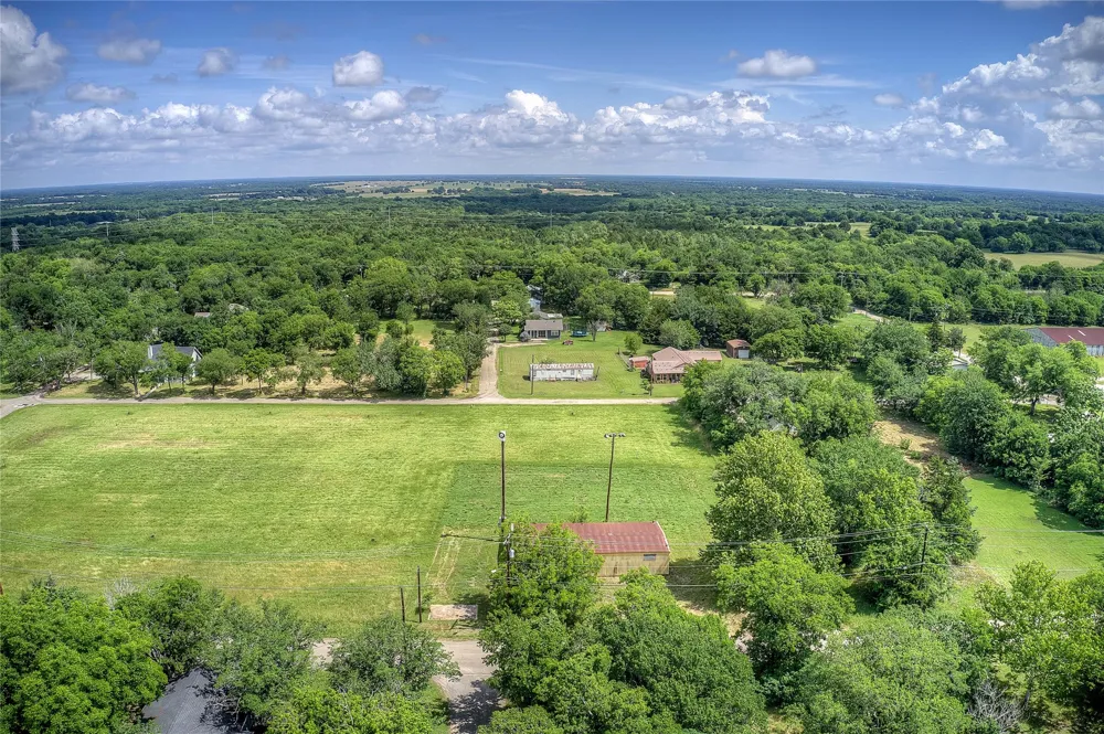 414 Neal Street Commerce, TX 75428