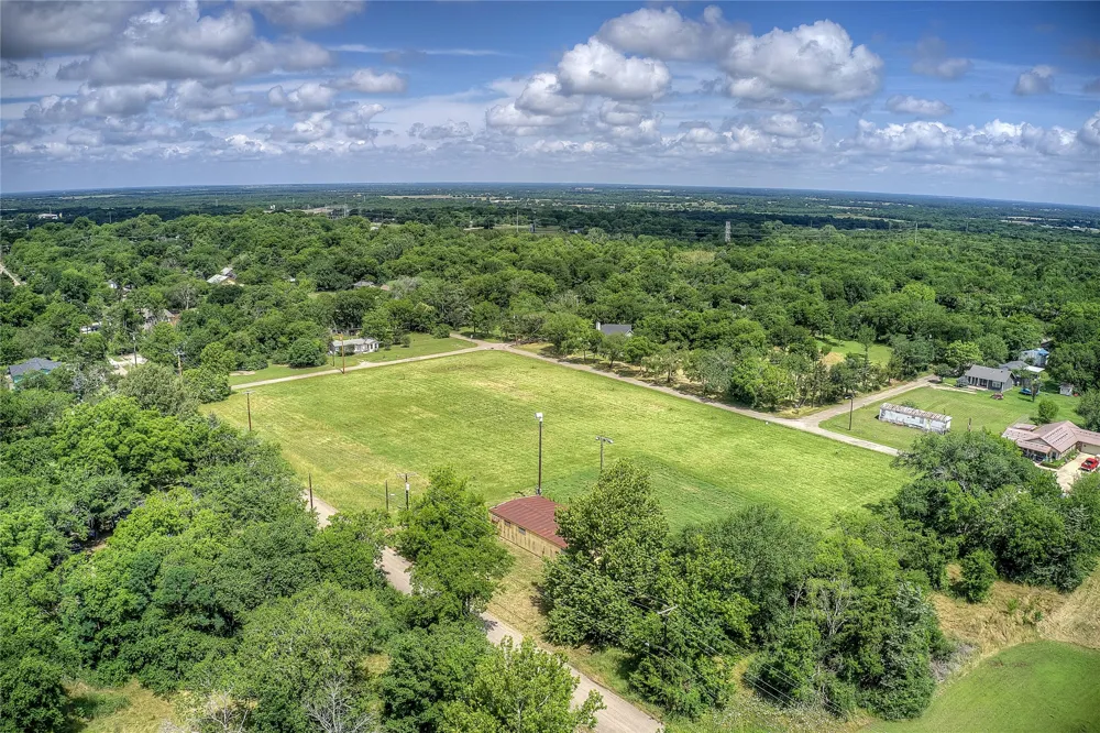 414 Neal Street Commerce, TX 75428
