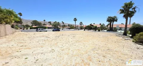 Turnesa Court