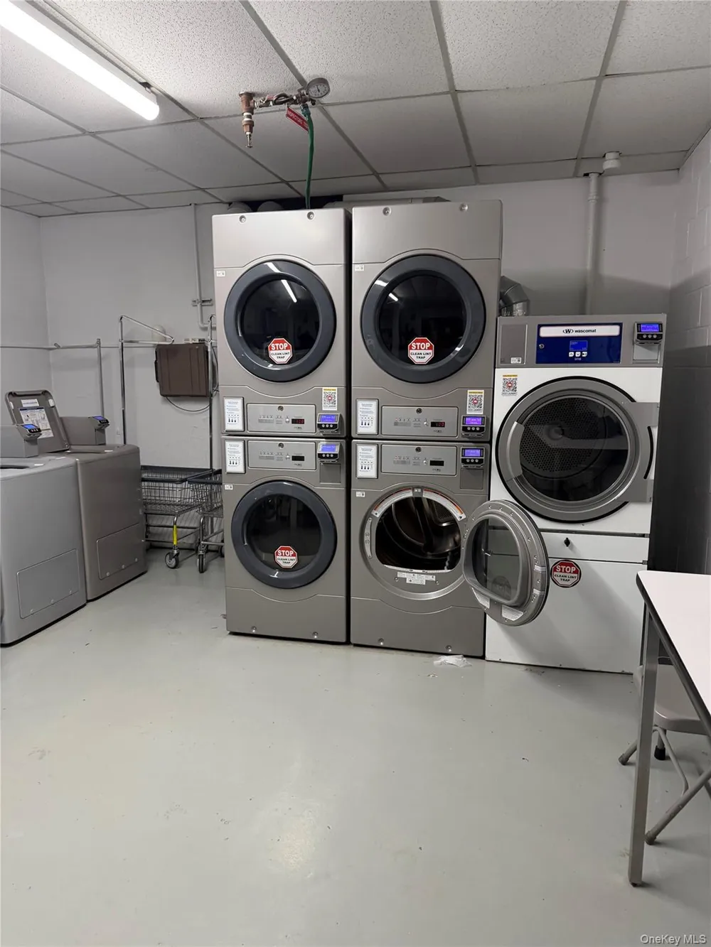 76-12 35th Avenue #5k Jackson Heights, NY 11372