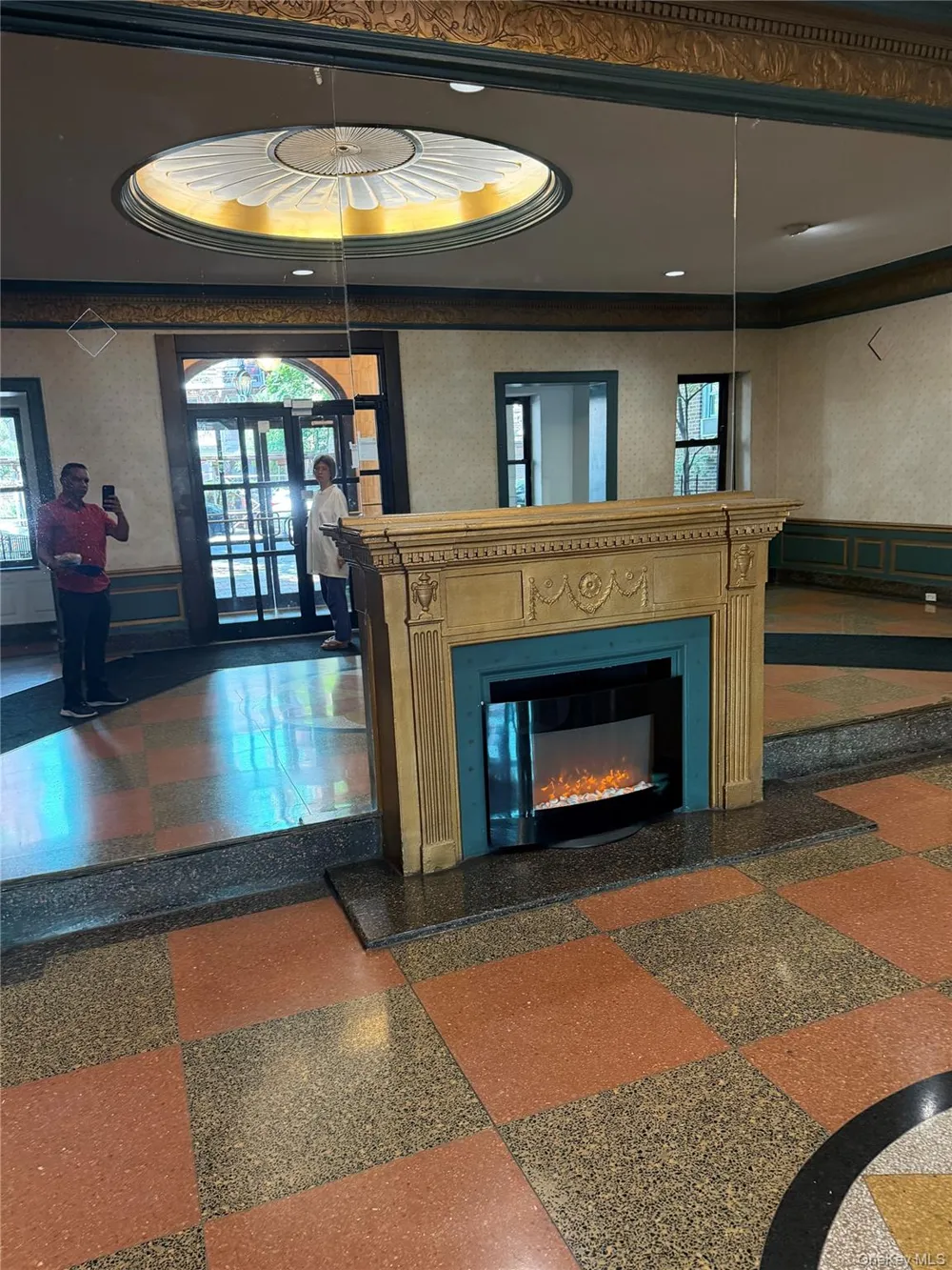 76-12 35th Avenue #5k Jackson Heights, NY 11372