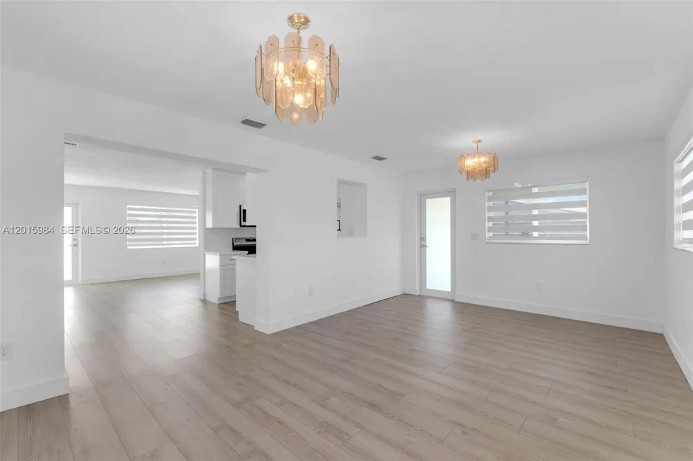 4211 SW 97th Pl Miami, FL 33165