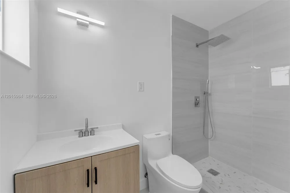 4211 SW 97th Pl Miami, FL 33165
