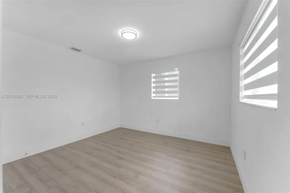 4211 SW 97th Pl Miami, FL 33165