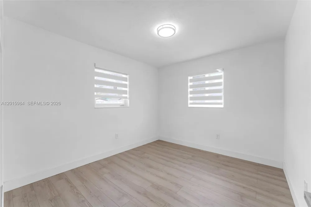 4211 SW 97th Pl Miami, FL 33165