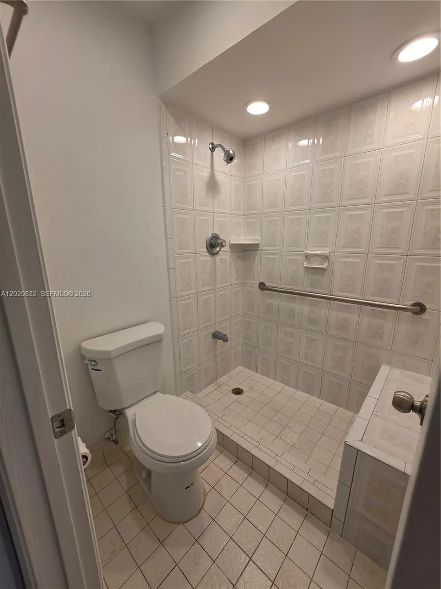 15240 SW 45th Ter #54F Miami, FL 33185