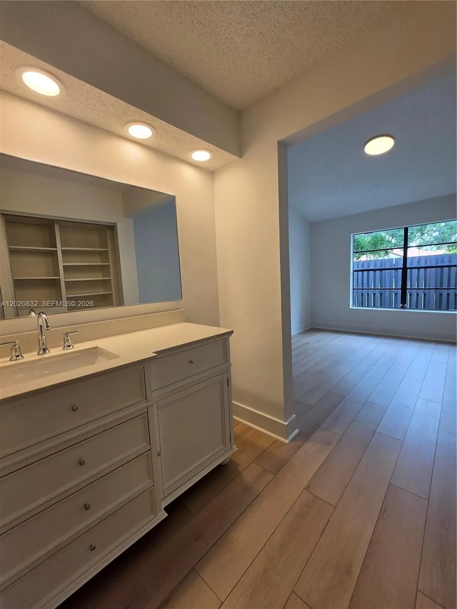 15240 SW 45th Ter #54F Miami, FL 33185