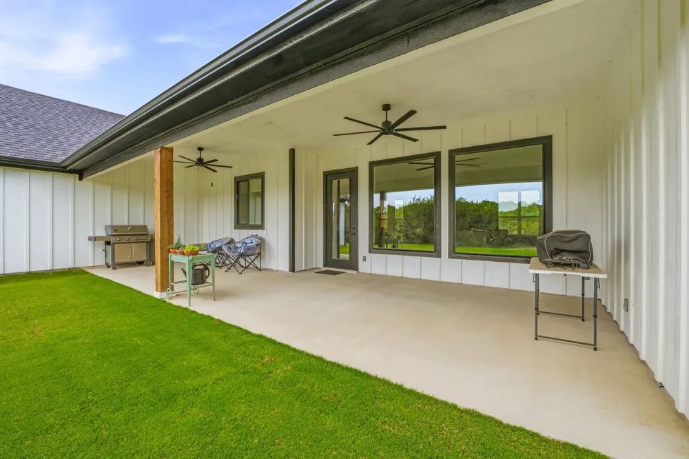 2025 Schooner Way Bluff Dale, TX 76433