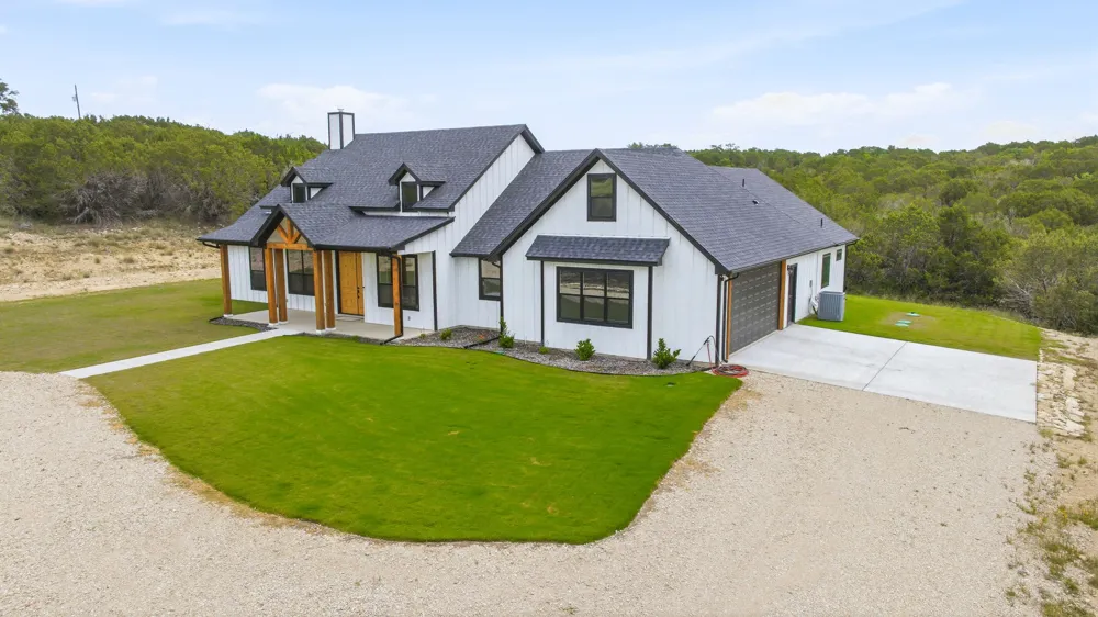 2025 Schooner Way Bluff Dale, TX 76433