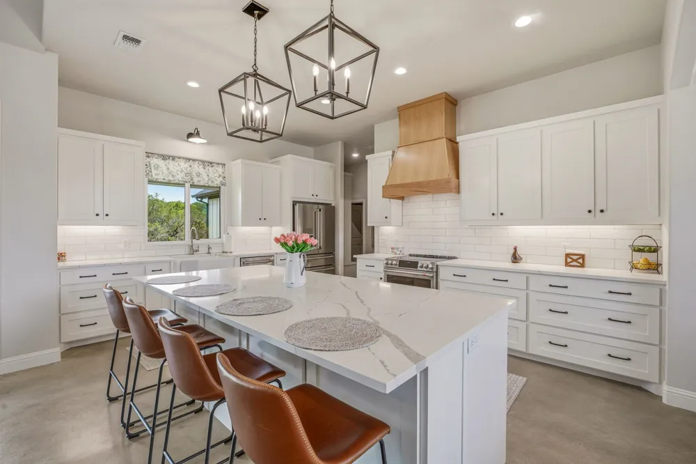 2025 Schooner Way Bluff Dale, TX 76433
