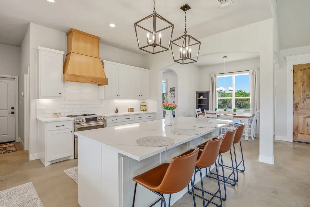 2025 Schooner Way Bluff Dale, TX 76433