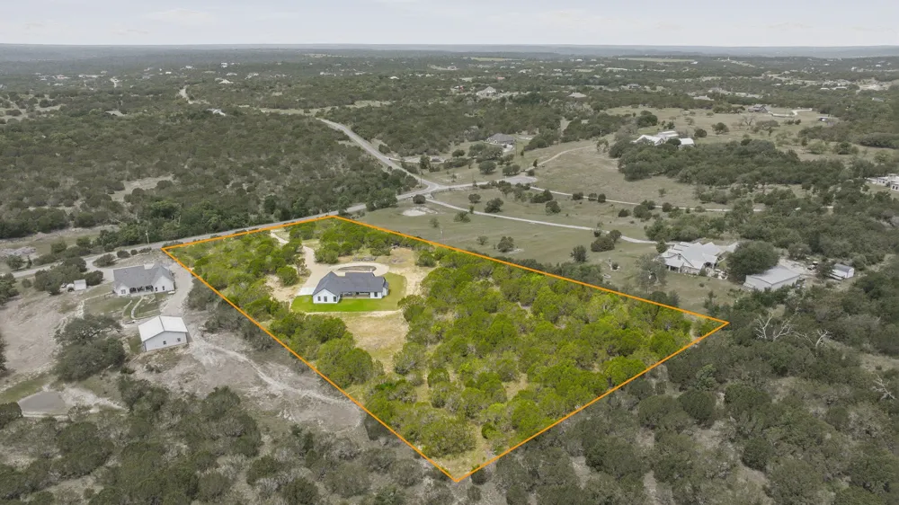2025 Schooner Way Bluff Dale, TX 76433