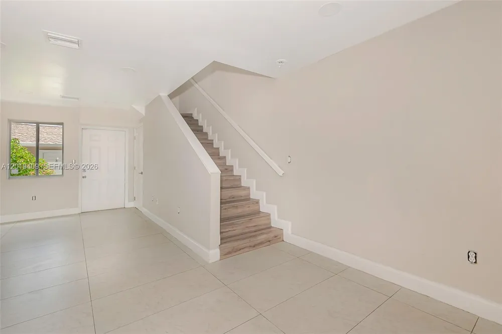 811 NW 3rd Ave Fort Lauderdale, FL 33311