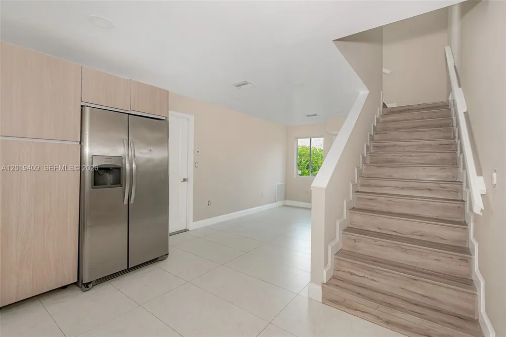811 NW 3rd Ave Fort Lauderdale, FL 33311
