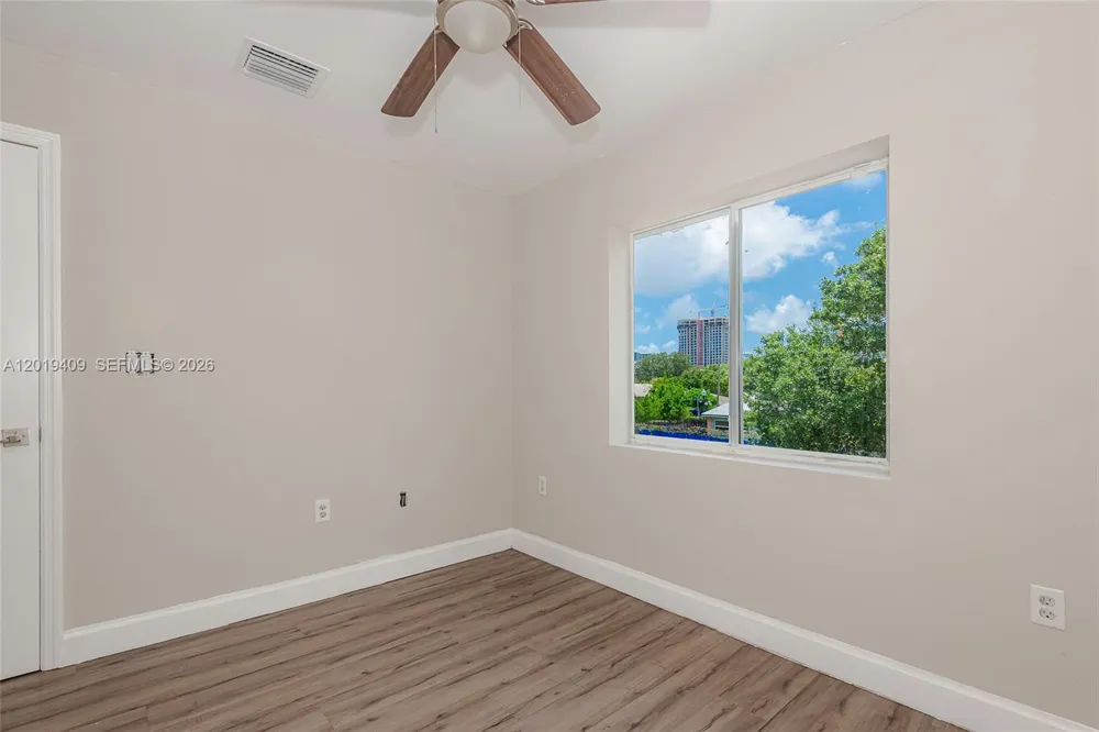 811 NW 3rd Ave Fort Lauderdale, FL 33311