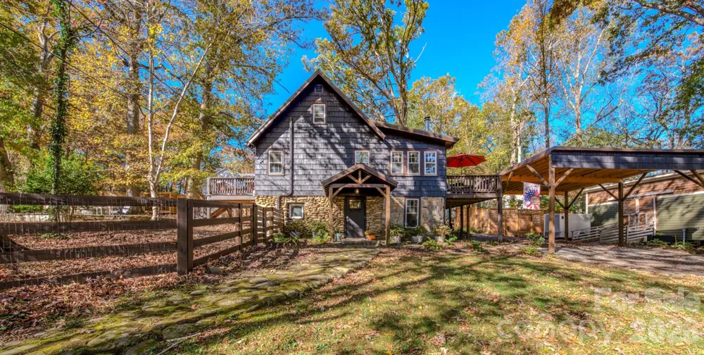 597 Tomahawk Avenue Black Mountain, NC 28711