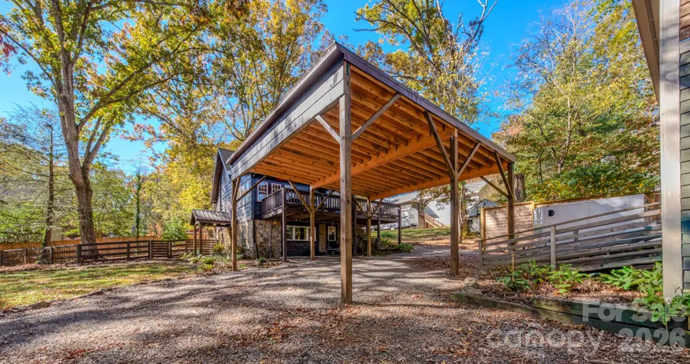 597 Tomahawk Avenue Black Mountain, NC 28711