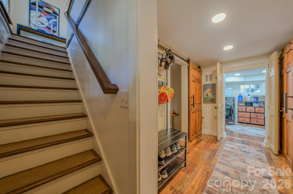 597 Tomahawk Avenue Black Mountain, NC 28711