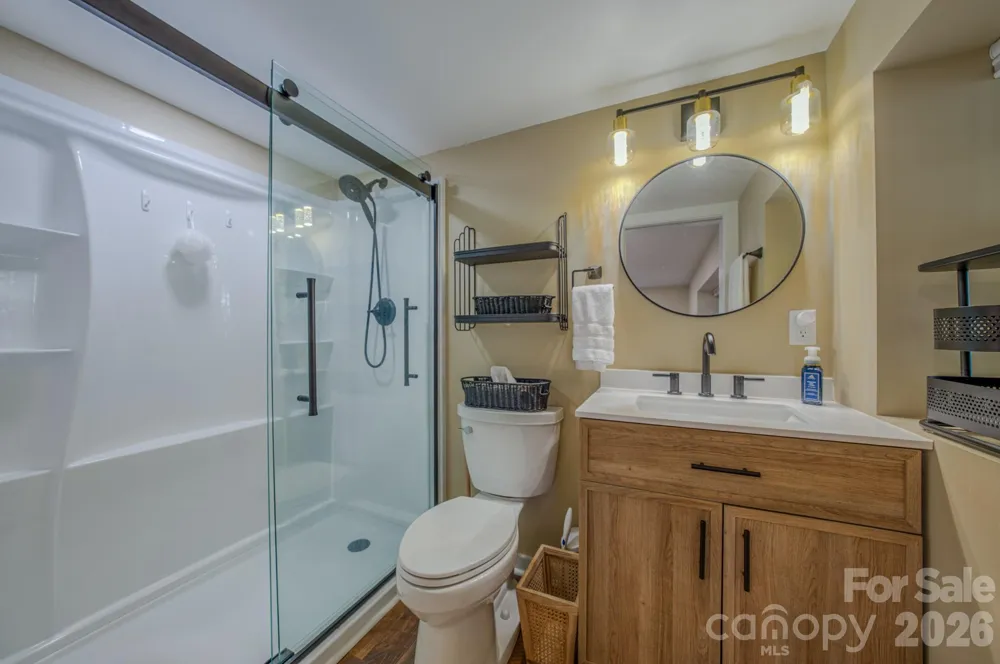 597 Tomahawk Avenue Black Mountain, NC 28711