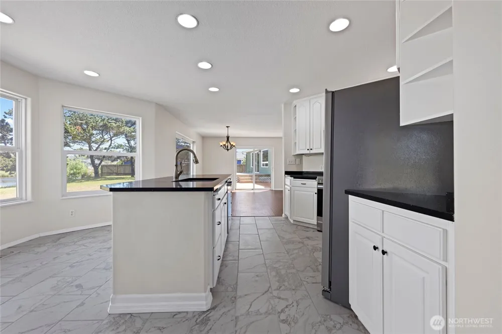 34702 G STREET Ocean Park, WA 98640