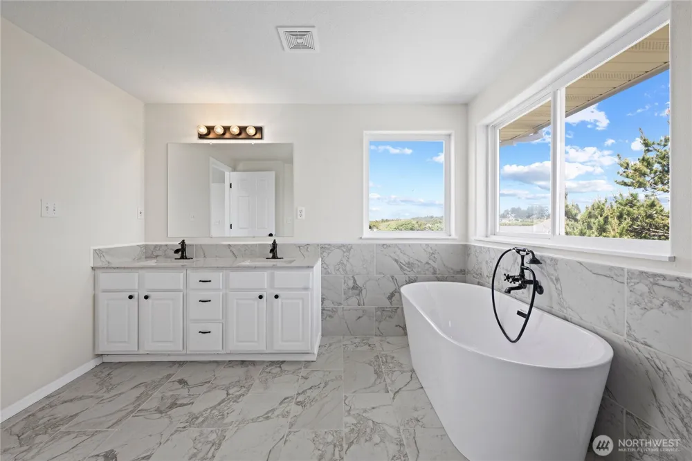 34702 G STREET Ocean Park, WA 98640