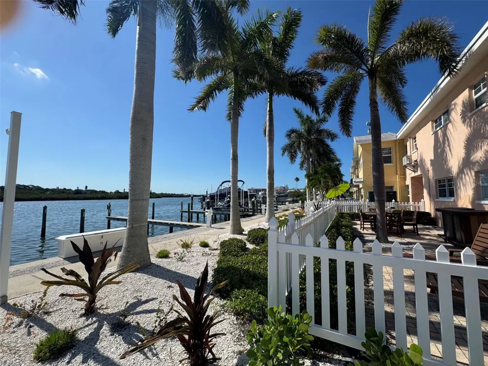 19417 GULF BOULEVARD #E103 Indian Rocks Beach, FL 33785