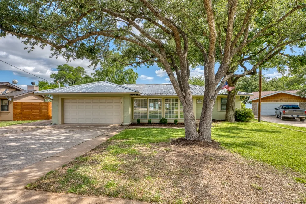 336 Carlson Circle Buchanan Dam, TX 78609