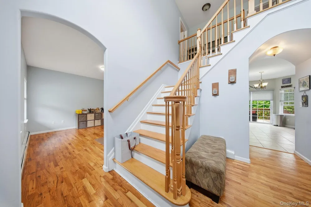 16 Plymouth Lane Rock Hill, NY 12775
