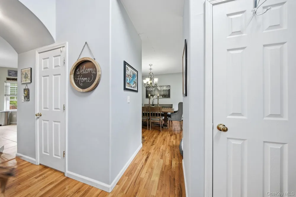 16 Plymouth Lane Rock Hill, NY 12775