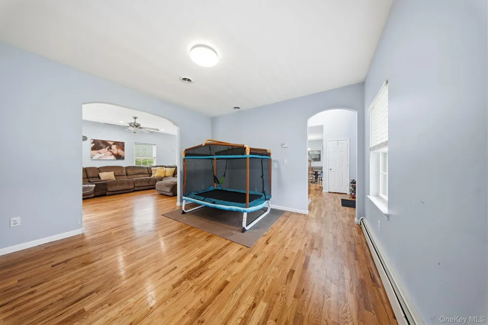 16 Plymouth Lane Rock Hill, NY 12775
