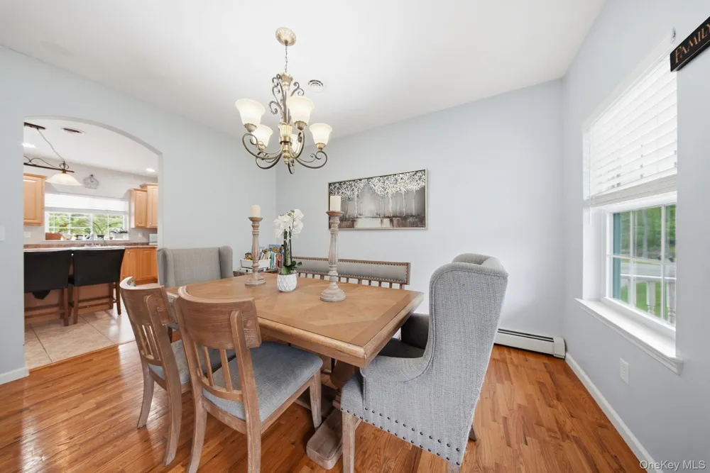 16 Plymouth Lane Rock Hill, NY 12775