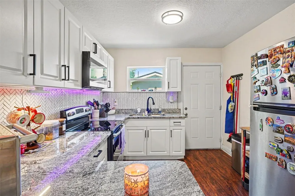 614 W 6TH STREET Lakeland, FL 33805