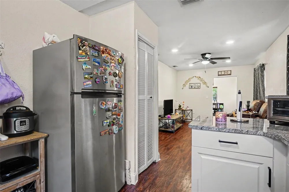 614 W 6TH STREET Lakeland, FL 33805