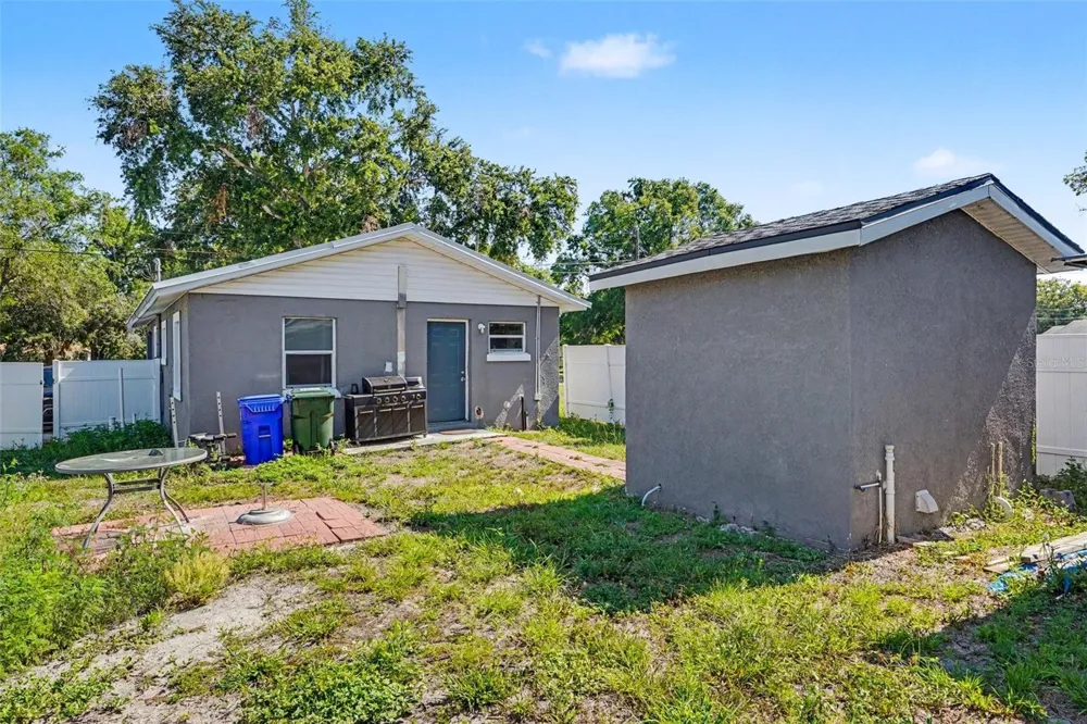 614 W 6TH STREET Lakeland, FL 33805