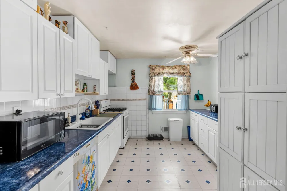 245 4th Street Dunellen, NJ 08812