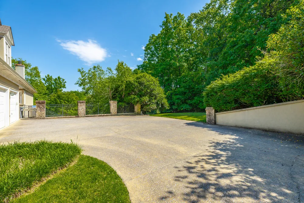 542 Turnberry Lane Lookout Mountain, GA 30750